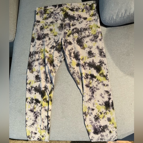 Lululemon Align - Picture 2 of 3